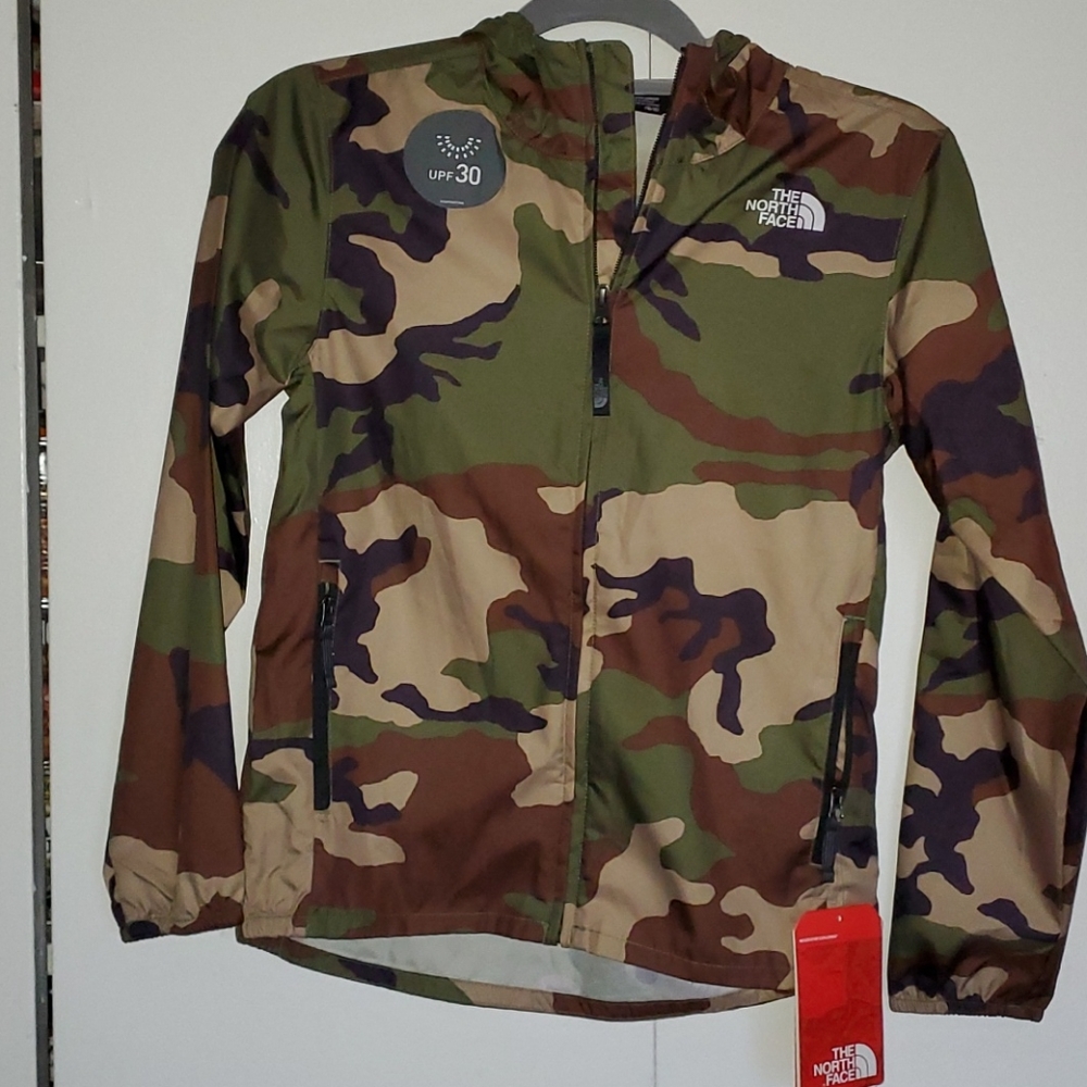 The North Face youth wind flurry hoodie